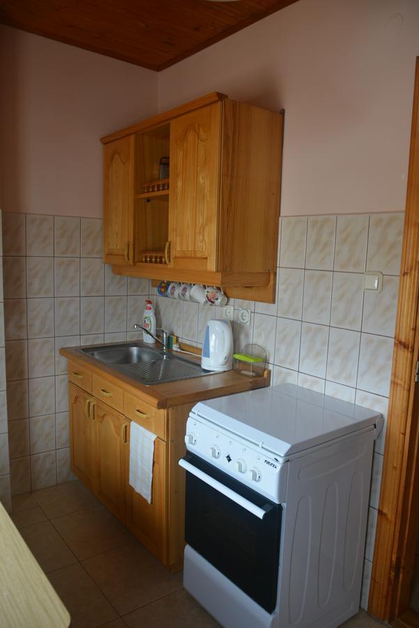 Guesthouse "Nakvyne Pas Zveja" Purvynes Street Nida Exterior photo